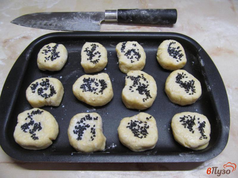 Фото приготовление рецепта: Соленое печенье с творогом шаг №6