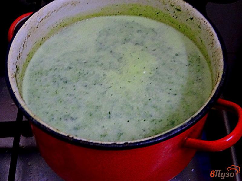 Фото приготовление рецепта: Суп пюре из шпината шаг №7