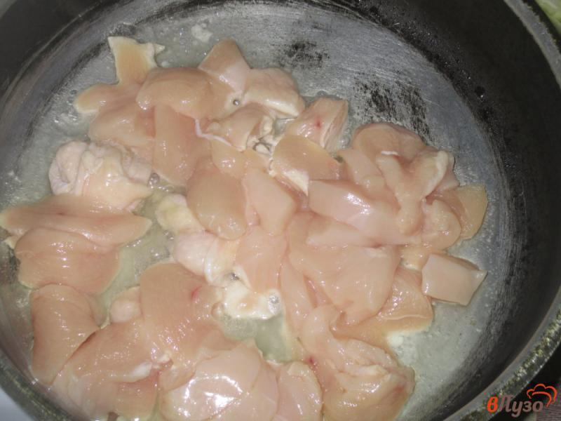 Фото приготовление рецепта: Жаркое из куриной грудки с овощами шаг №1