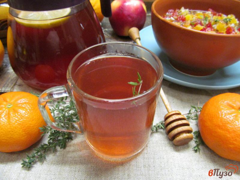 Фото приготовление рецепта: Напиток из фиников яблока и замороженных ягод шаг №9