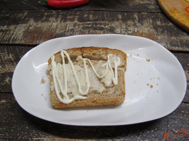 Фото приготовление рецепта: Бутерброд с ветчиной и жареной капустой шаг №2