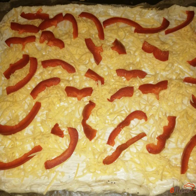 Фото приготовление рецепта: Пирог с копченостями и овощами шаг №5