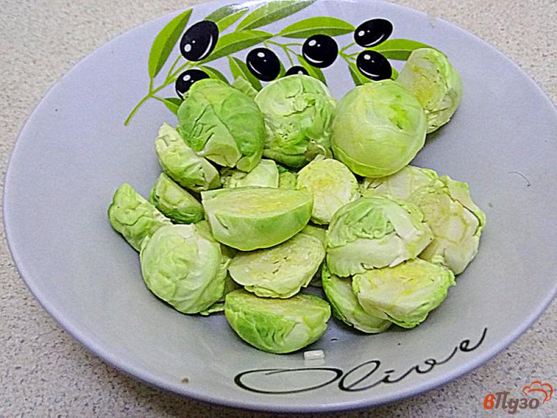 Фото приготовление рецепта: Суп диетический с брюссельской капустой и фасолью шаг №5