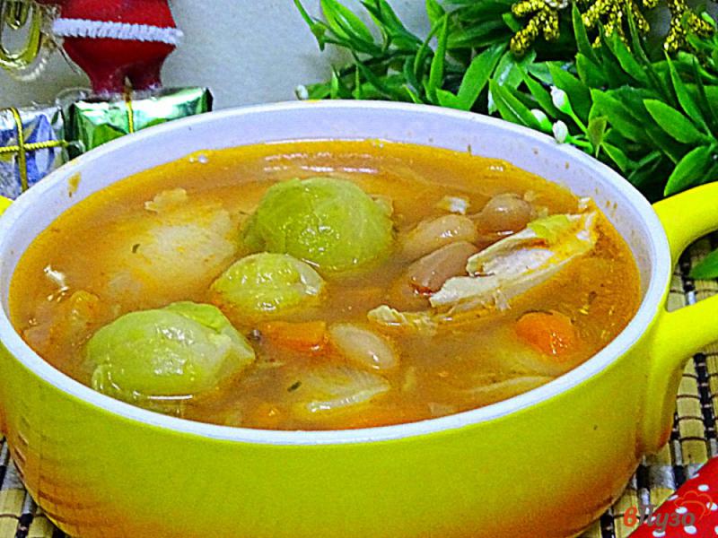 Фото приготовление рецепта: Суп диетический с брюссельской капустой и фасолью шаг №7