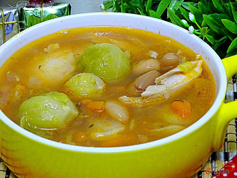 Фото приготовление рецепта: Суп диетический с брюссельской капустой и фасолью шаг №1
