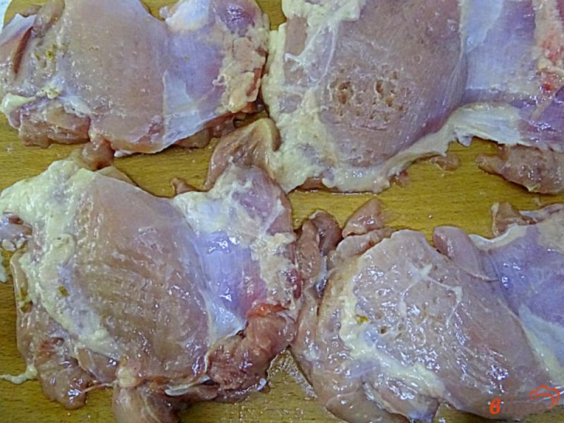 Фото приготовление рецепта: Куриные отбивные в горчично-медовом соусе шаг №1