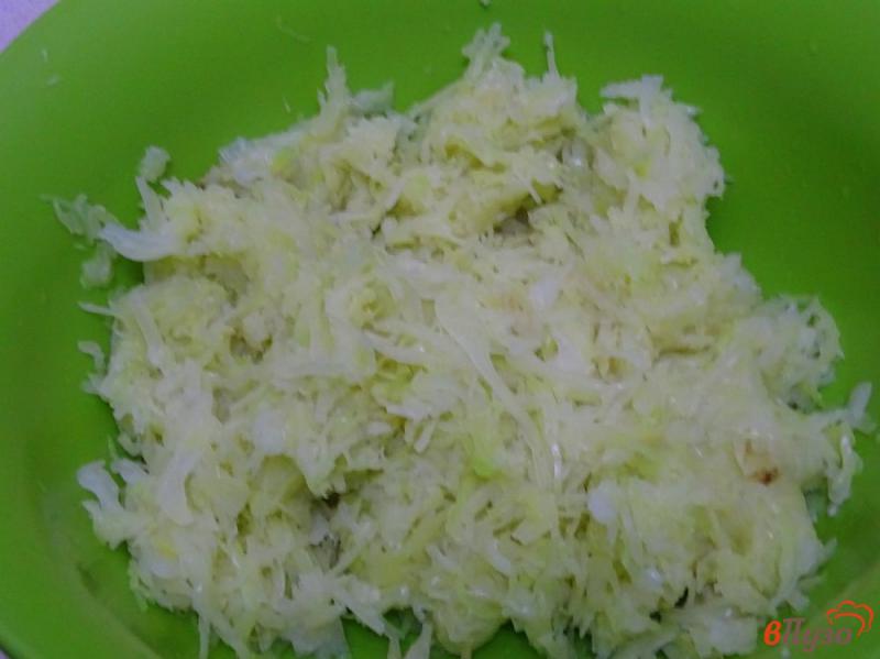 Фото приготовление рецепта: Запеканка с рисом, фаршем и капустой шаг №4