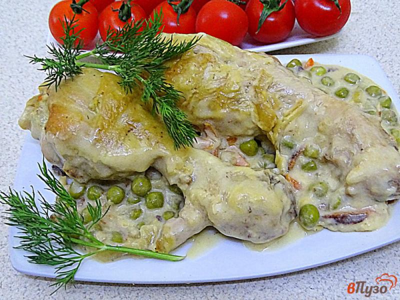Фото приготовление рецепта: Куриные голени с овощами в соусе шаг №11