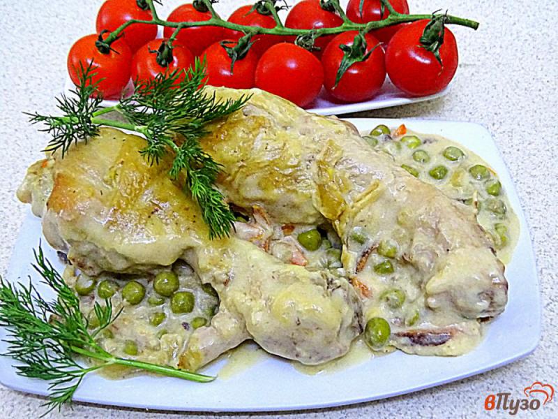 Фото приготовление рецепта: Куриные голени с овощами в соусе шаг №12