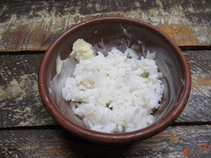 Фото приготовление рецепта: Яйца кокот с рисом шаг №1