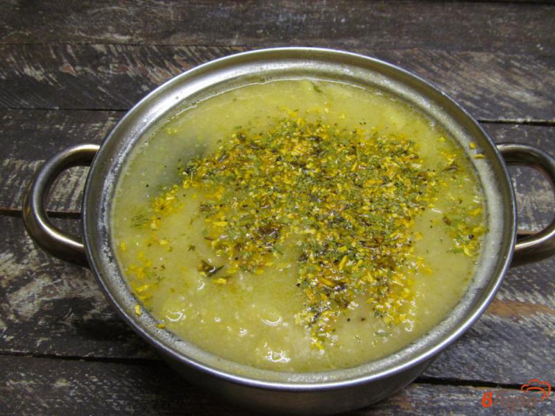 Фото приготовление рецепта: Картофельный суп - пюре с фасолью шаг №10