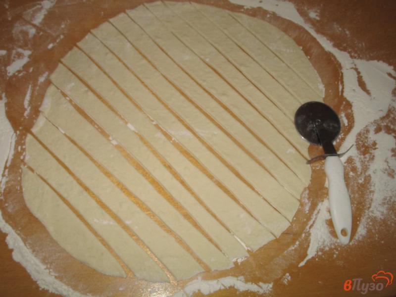 Фото приготовление рецепта: Сосиски в тесте с кетчупом шаг №10