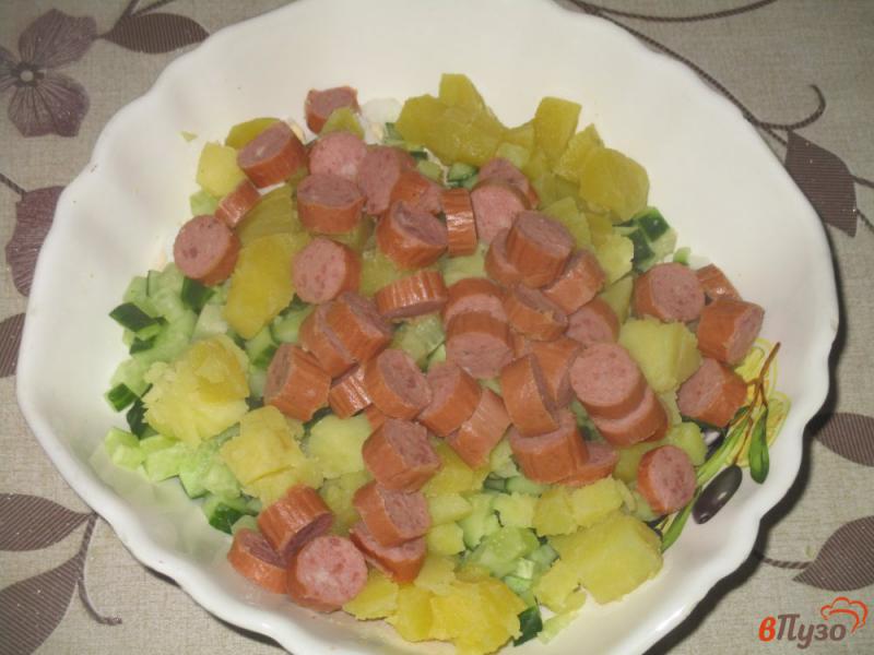 Фото приготовление рецепта: Салат с охотничьими колбасками шаг №4
