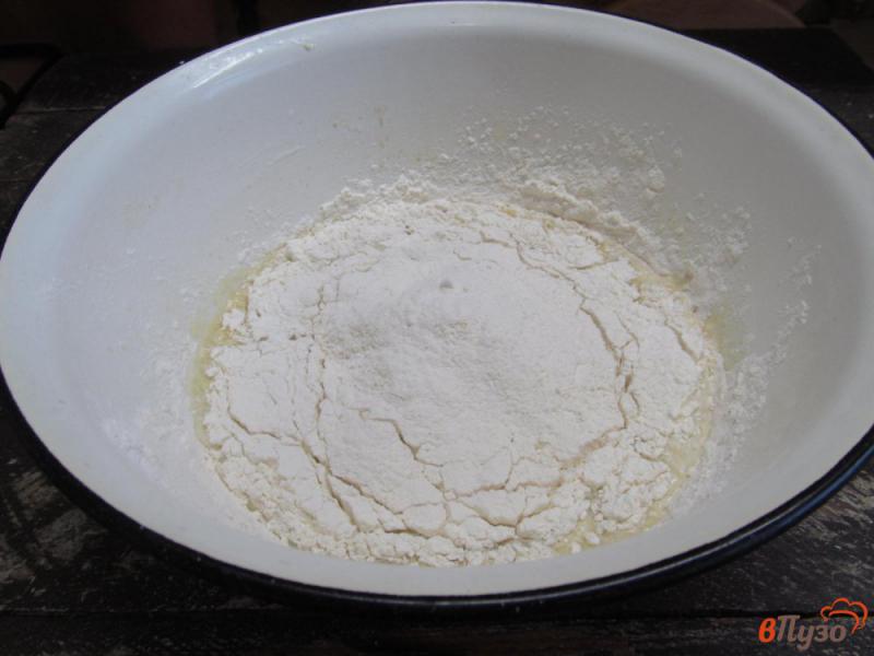 Фото приготовление рецепта: Порционные пироги с яблочной начинкой шаг №4