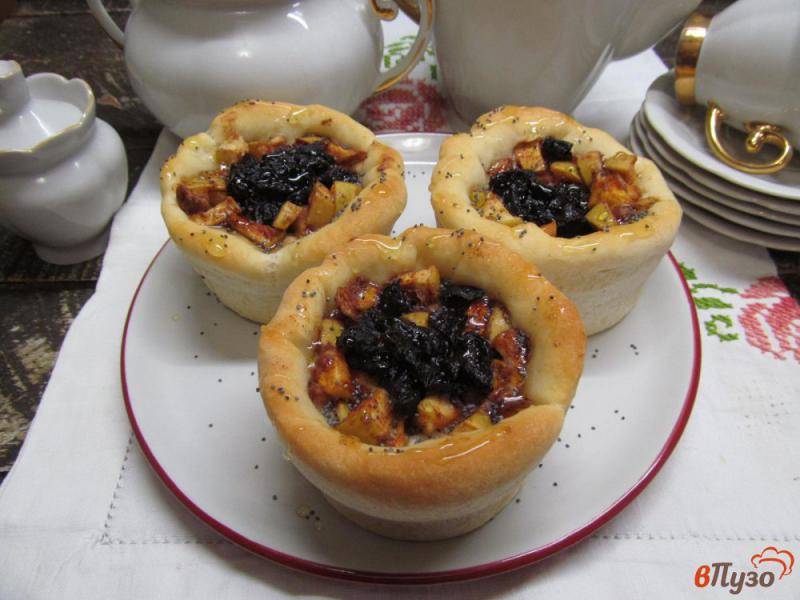 Фото приготовление рецепта: Порционные пироги с яблочной начинкой шаг №15