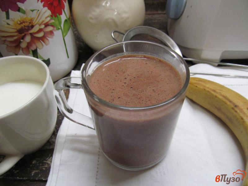 Фото приготовление рецепта: Теплое банановое какао с молоком шаг №6