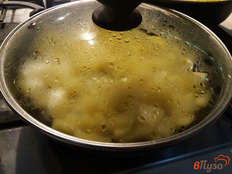 Фото приготовление рецепта: Жаренный картофель шаг №3