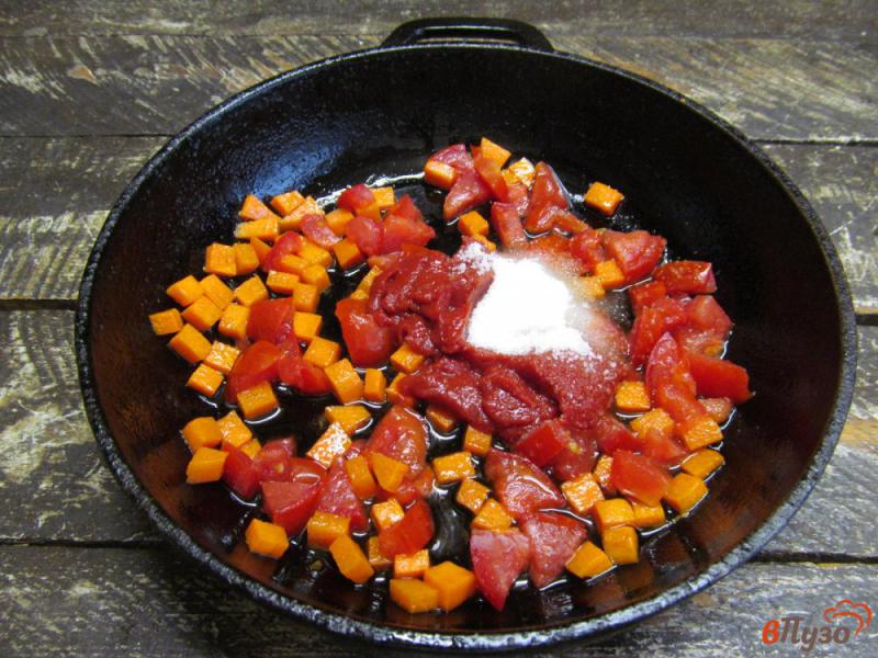 Фото приготовление рецепта: Тефтели в томатном соусе с тыквой шаг №6