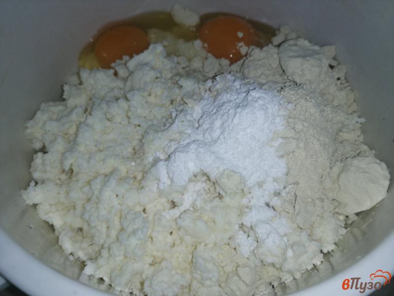 Фото приготовление рецепта: Запеканка из рикотты и адыгейского сыра шаг №3
