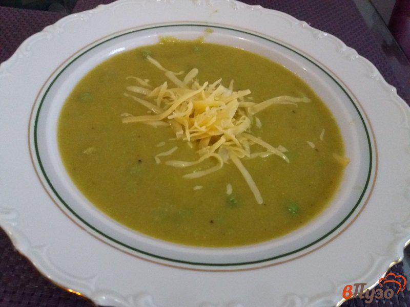 Фото приготовление рецепта: Суп-пюре из цветной капусты и горошка шаг №10