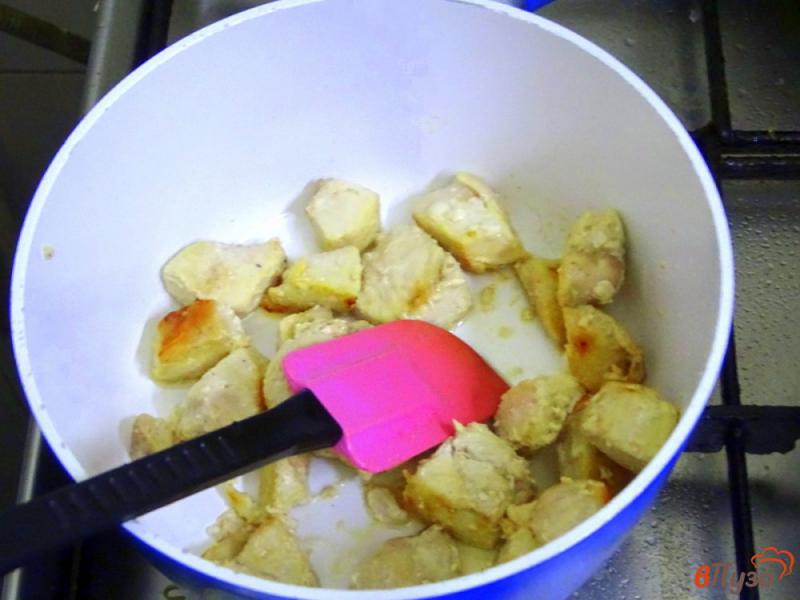 Фото приготовление рецепта: Рагу овощное с куриным филе. шаг №2