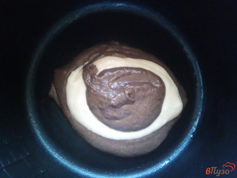 Фото приготовление рецепта: Пирог «Зебра» в мультиварке шаг №7