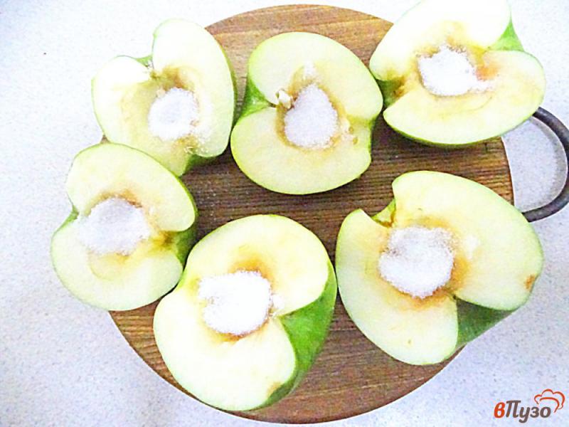 Фото приготовление рецепта: Печёные яблоки шаг №4