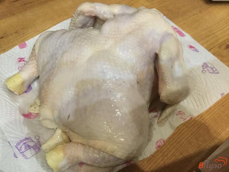 Фото приготовление рецепта: Курица запеченная на банке шаг №1