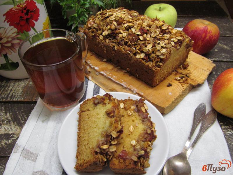 Фото приготовление рецепта: Яблочный пирог с хрустящей корочкой шаг №14