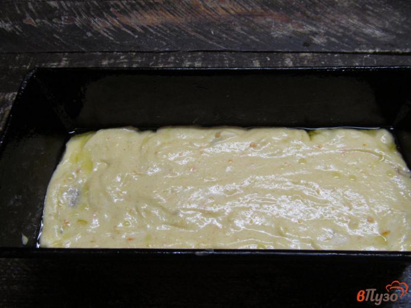 Фото приготовление рецепта: Апельсиново-банановый пирог шаг №6