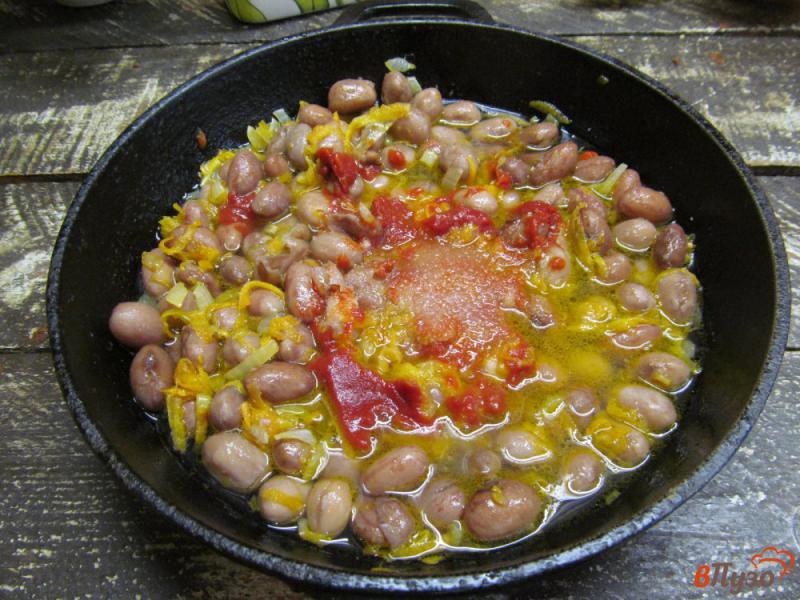 Фото приготовление рецепта: Хумус из фасоли овощей и томатной пастой шаг №3