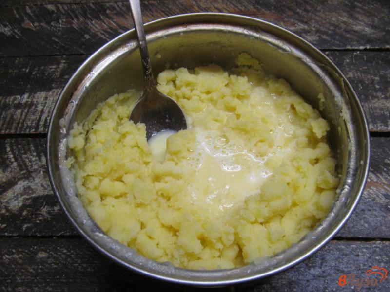 Фото приготовление рецепта: Чесночное картофельное пюре со сливками шаг №5