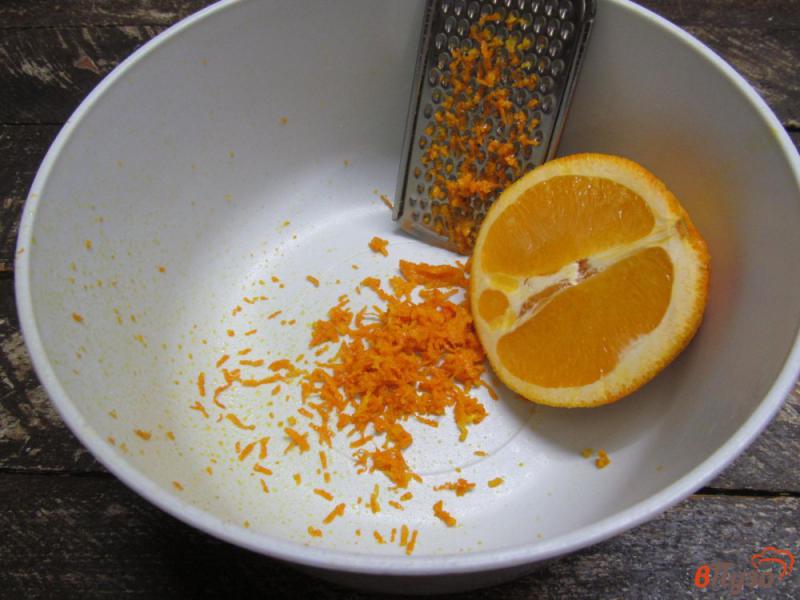 Фото приготовление рецепта: Апельсиновый бисквит шаг №1