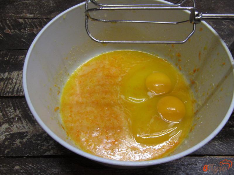 Фото приготовление рецепта: Апельсиновый бисквит шаг №3