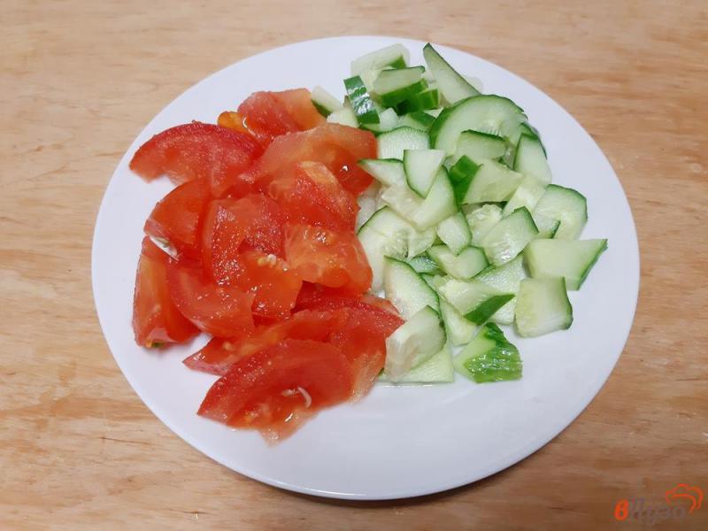 Фото приготовление рецепта: Cалат из мидий с грейпфрутом шаг №5