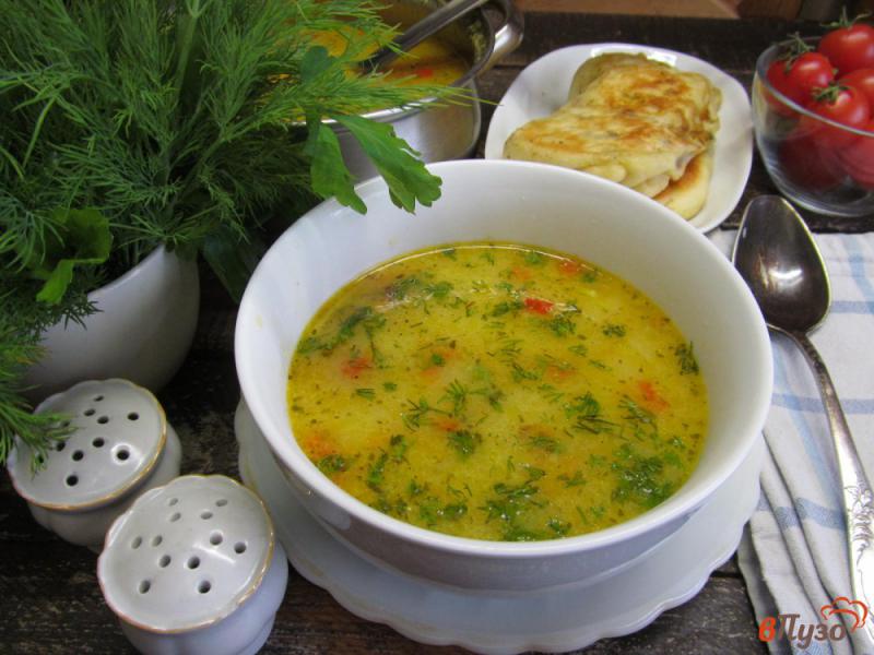 Фото приготовление рецепта: Болгарский куриный суп шаг №11