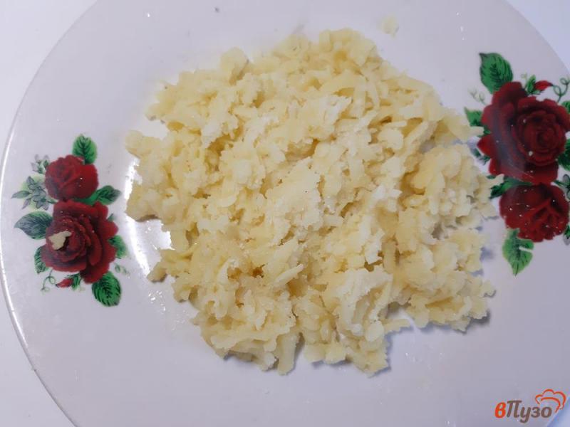 Фото приготовление рецепта: Салат Мимоза с салатным тунцом шаг №1