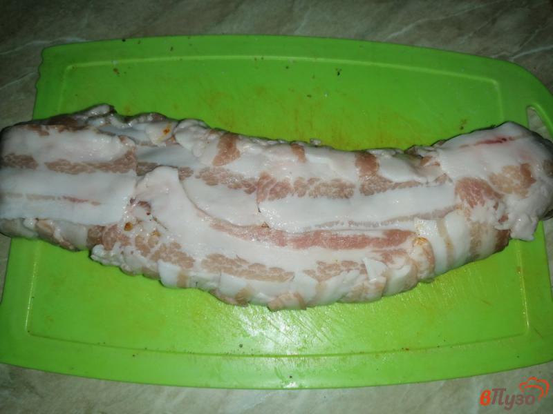 Фото приготовление рецепта: Свиная вырезка запеченная в беконе шаг №5