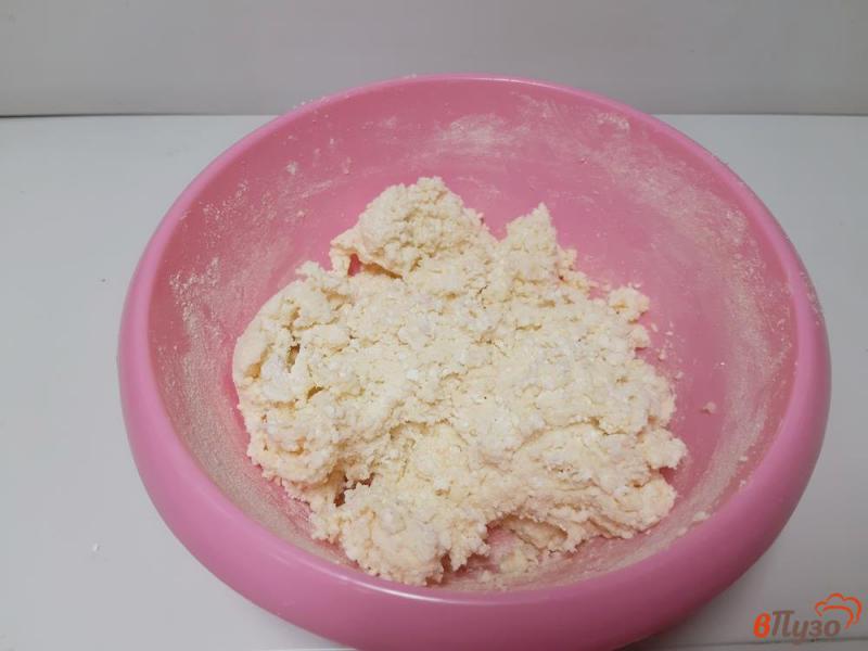 Фото приготовление рецепта: Печенье творожное «Гусиные лапки» шаг №4