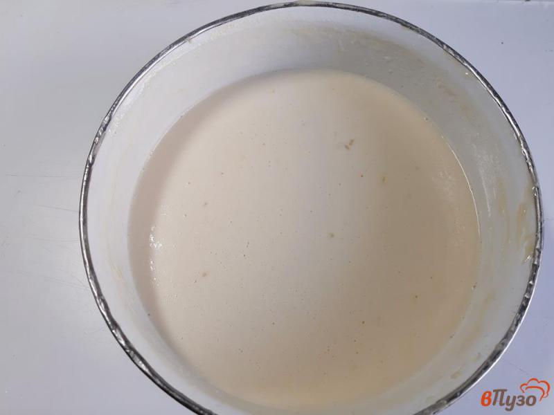 Фото приготовление рецепта: Блины на молоке шаг №3