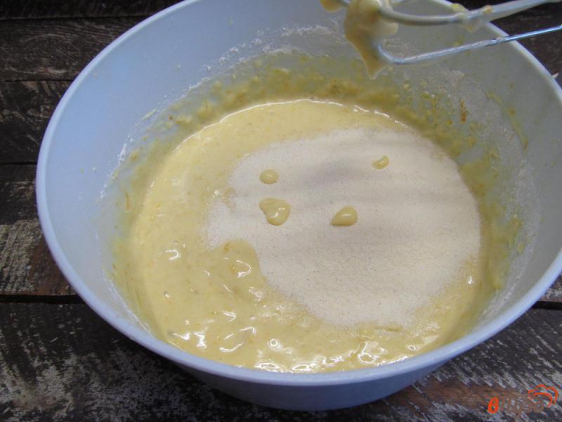 Фото приготовление рецепта: Цитрусовый пирог с манной крупой шаг №6