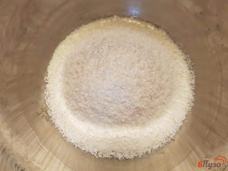Фото приготовление рецепта: Печенье из кокосовой стружки шаг №5