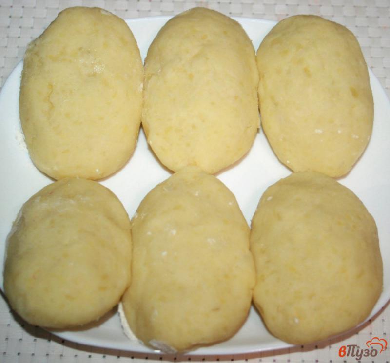 Фото приготовление рецепта: Картофельные зразы с колбасой шаг №7