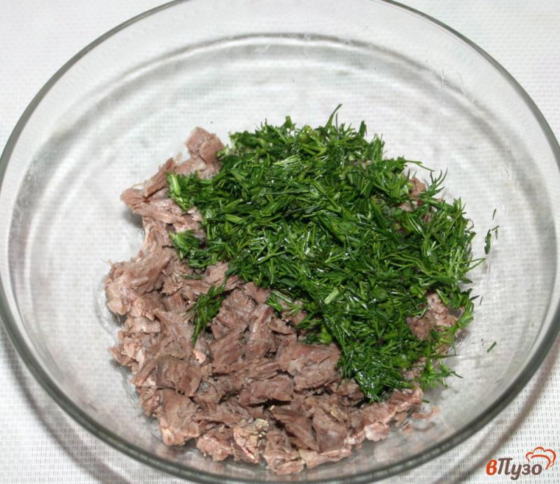Фото приготовление рецепта: Мясной салат в тарталетках шаг №2
