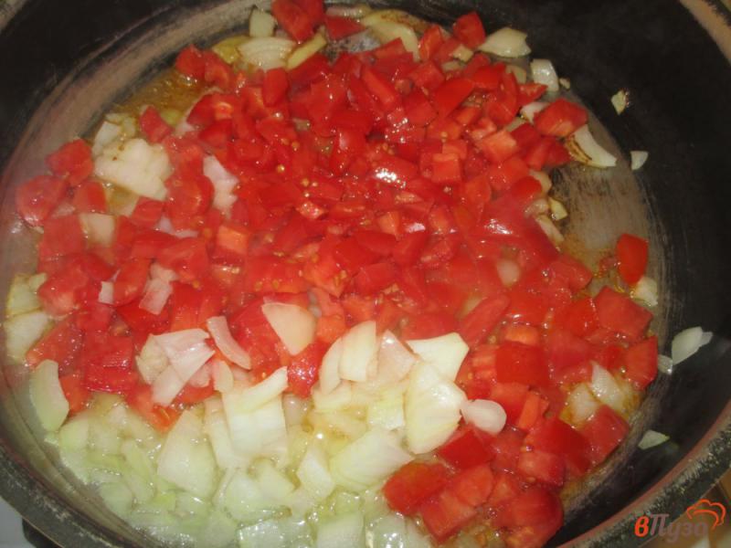 Фото приготовление рецепта: Скумбрия томленная в сковороде с овощами шаг №1