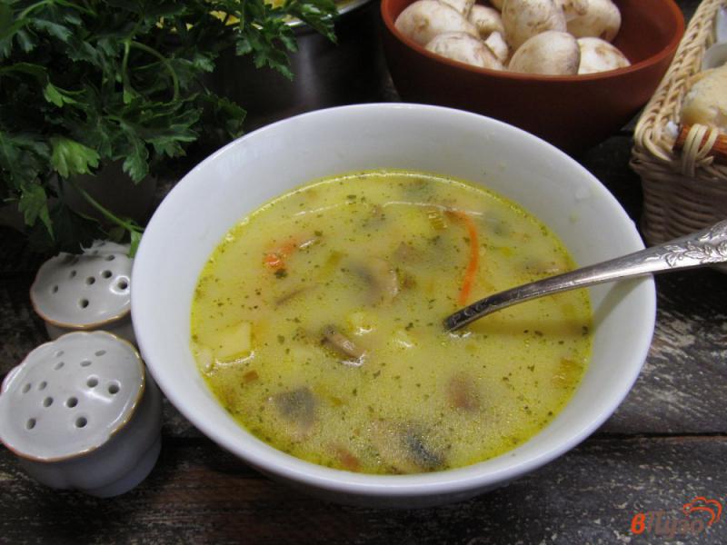 Фото приготовление рецепта: Грибной суп с пастой орзо шаг №7