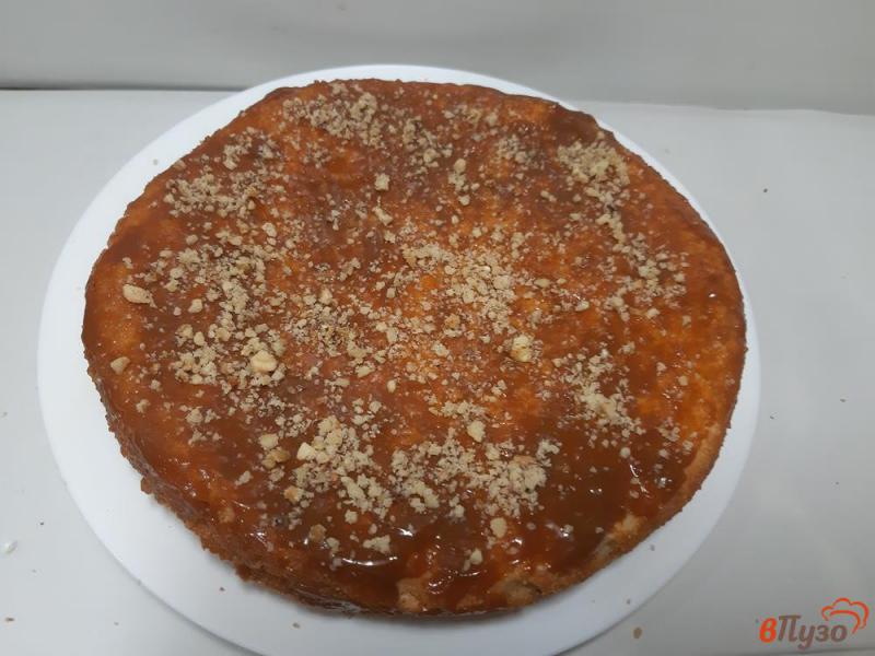 Фото приготовление рецепта: Торт бисквитный со сгущенкой шаг №17