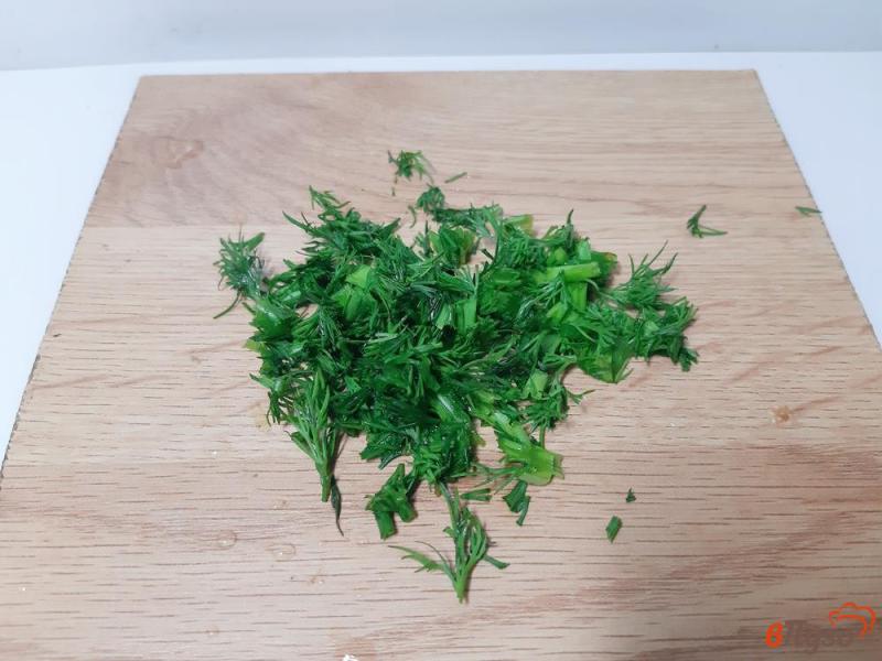 Фото приготовление рецепта: Салат с корейской морковью и пекинской капустой шаг №4