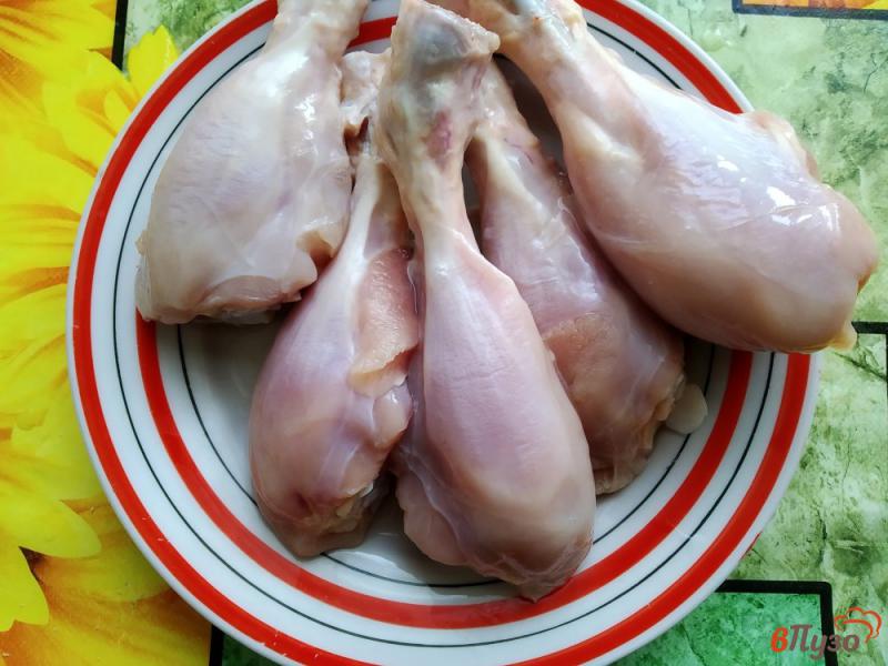 Фото приготовление рецепта: Тушеные куриные голени в мультиварке шаг №1