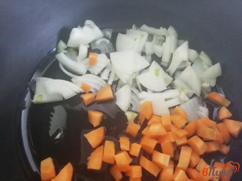 Фото приготовление рецепта: Бефстроганов из свинины с овощами и гранатовым соусом в мультиварке с давлением шаг №3